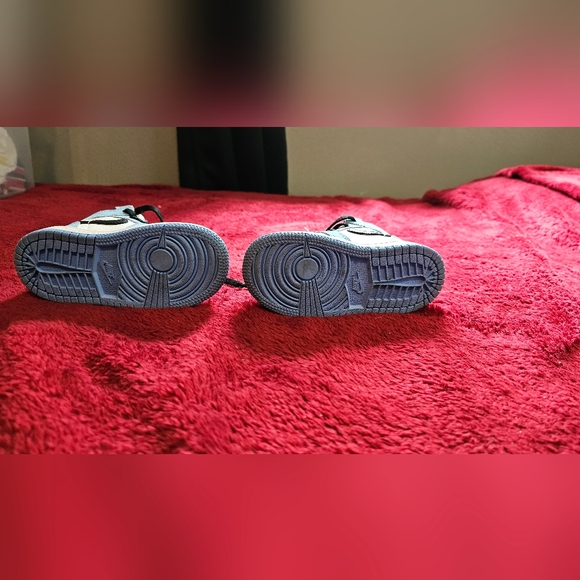Nike Toddler Air Jordan 1 Retro High OG TD "Univeristy Blue" - Picture 7 of 7